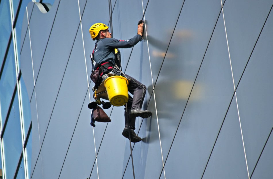 Window washer in action